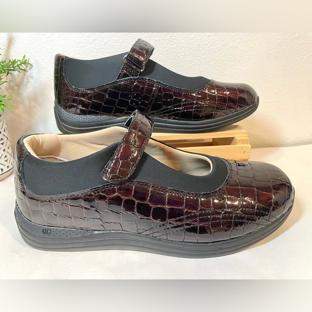 DREW Burgundy Brown Croc-Embossed Leather Mary Jane Propet Orthopedics | NWOT